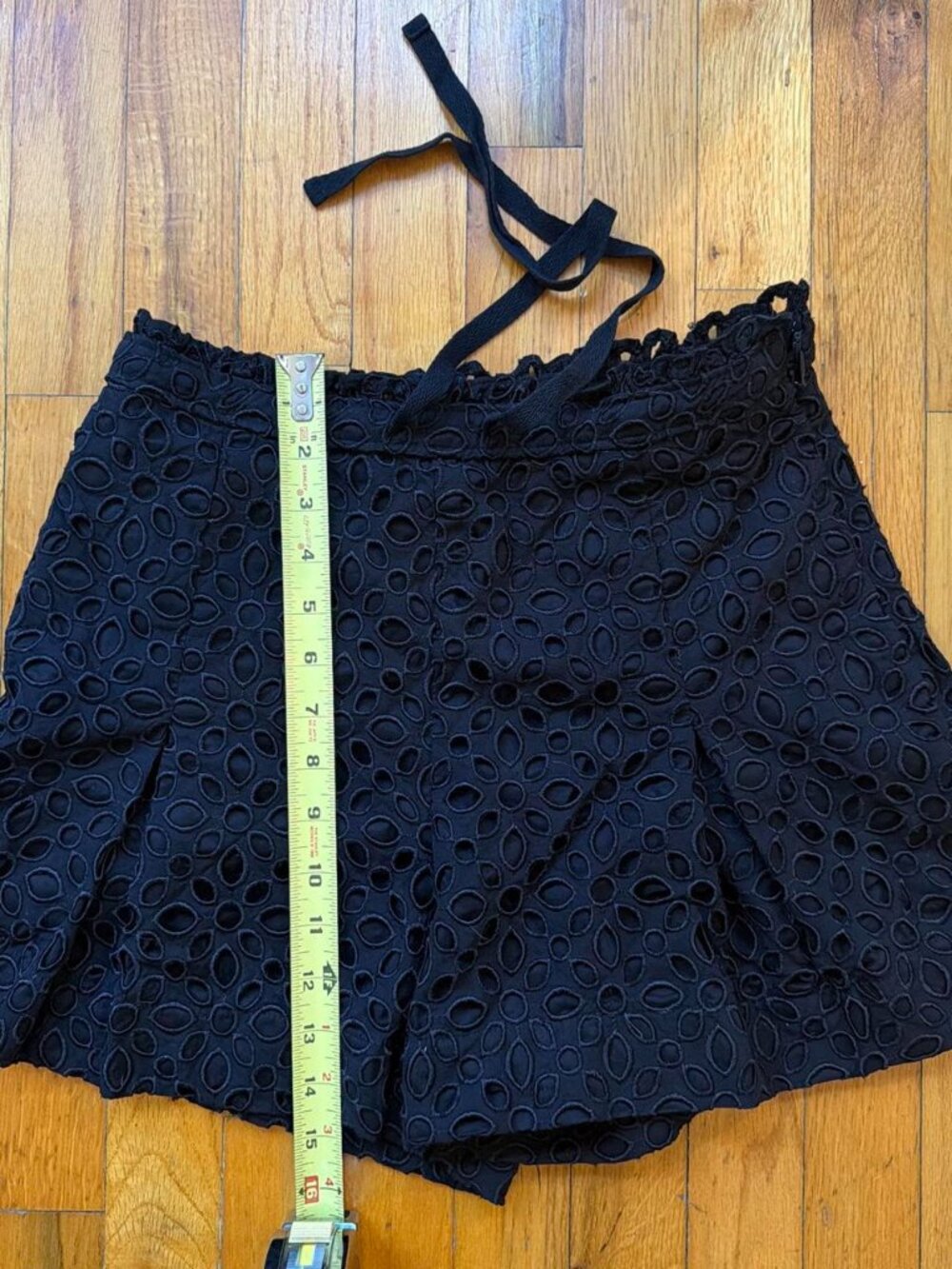 J.Crew Black eyelet lace shorts with tie waist, side zipper, size 6